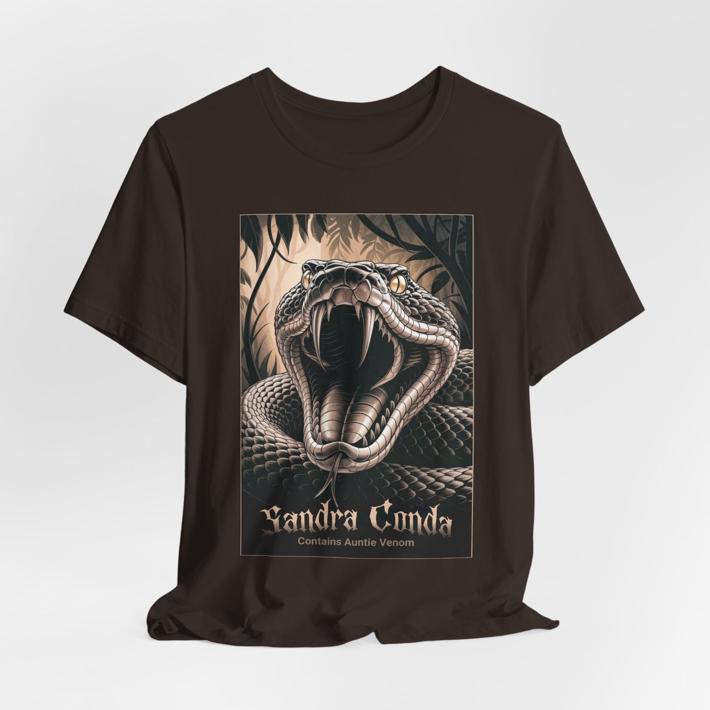 Sandra Conda Snake - Unisex Tee Shirt